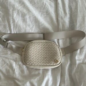Steve Madden Elegant Cream Quilted Belt Bag